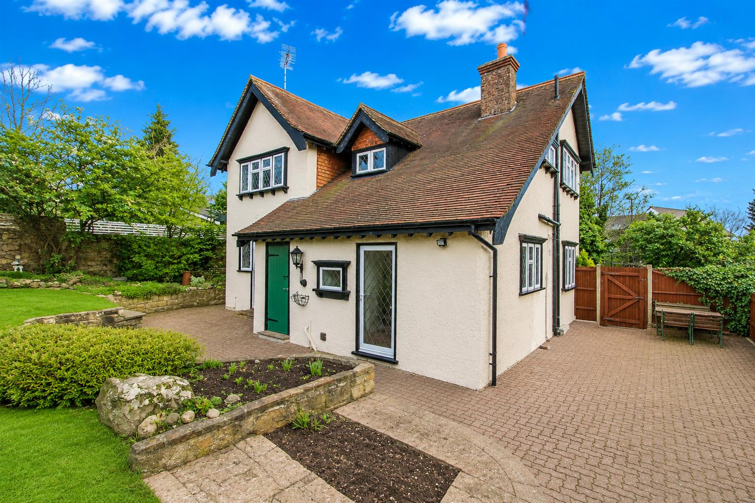 Woodcote Grove Road, Coulsdon